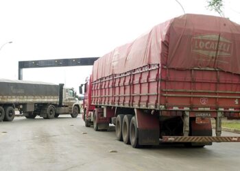 Campanha alerta caminhoneiros sobre roubos de cargas