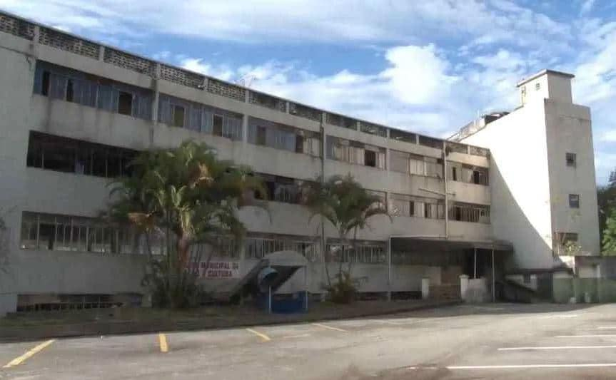 Sem interessados, Prefeitura de Poços de Caldas remarca sessão de venda do Complexo Santa Cruz