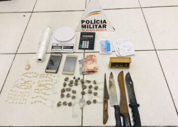 Dupla é detida por tráfico de drogas em Botelhos