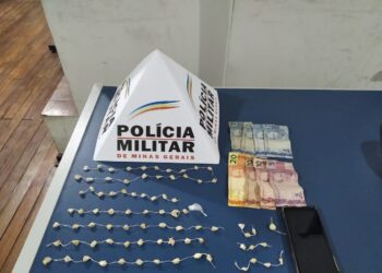 Dupla é detida por tráfico de drogas em Poços de Caldas