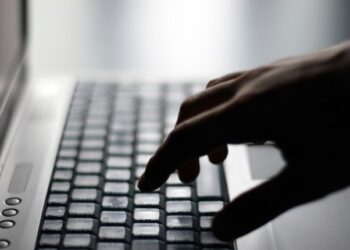 Projeto que aumenta pena para fraudes em meio eletrônico é aprovado no Senado