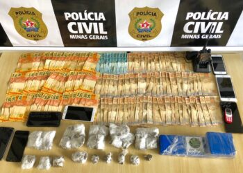 Prisões, dinheiro, droga e veículos: Polícia Civil de Poços divulga resultado da operação La Santuzza