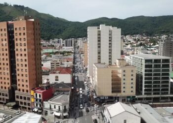 Prefeitura de Poços publica resolução com suspensão de várias atividades