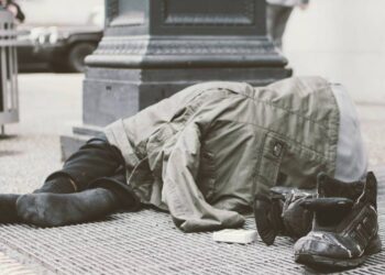 Promoção Social planeja ações abrangendo pessoas em situação de rua em Poços