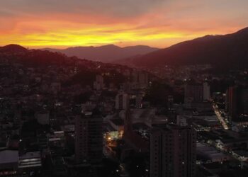 Comitê vai usar drone para fiscalizar comércio de Poços de Caldas