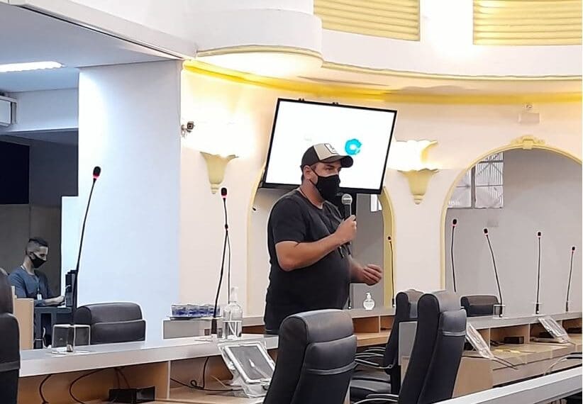 Profissionais do setor de eventos se reúnem com vereadores de Poços