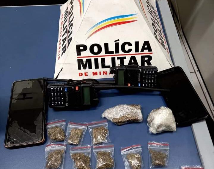 PM prende dois suspeitos por tráfico de drogas na zona leste de Poços de Caldas