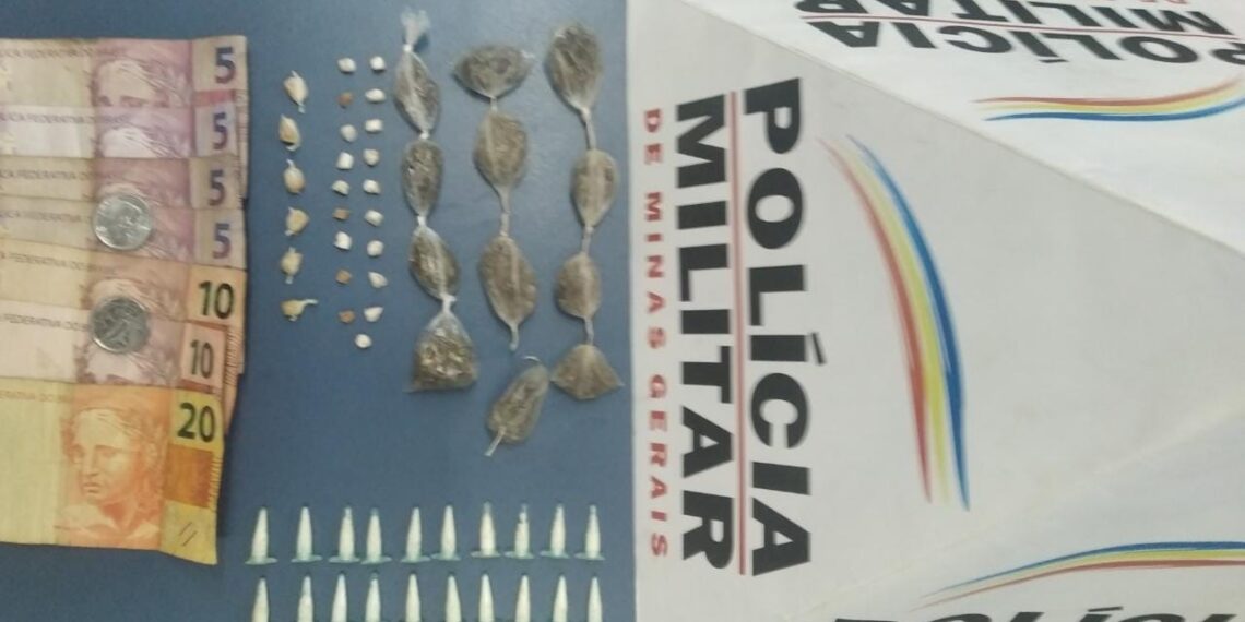 Adolescente é apreendido com 25 pedras de crack e outras drogas