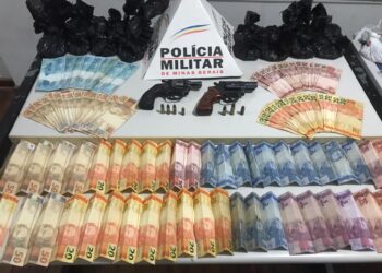 PM realiza operação de combate ao tráfico no bairro São José