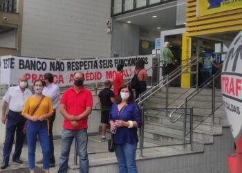 Funcionários do Banco do Brasil voltam a manifestar contra programa de reestruturação da empresa
