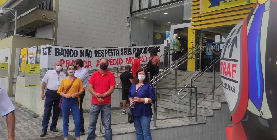 Funcionários do Banco do Brasil voltam a manifestar contra programa de reestruturação da empresa