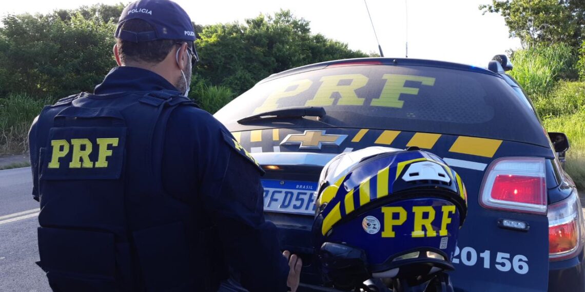 Homem é preso pela PRF de Poços por embriaguez ao volante