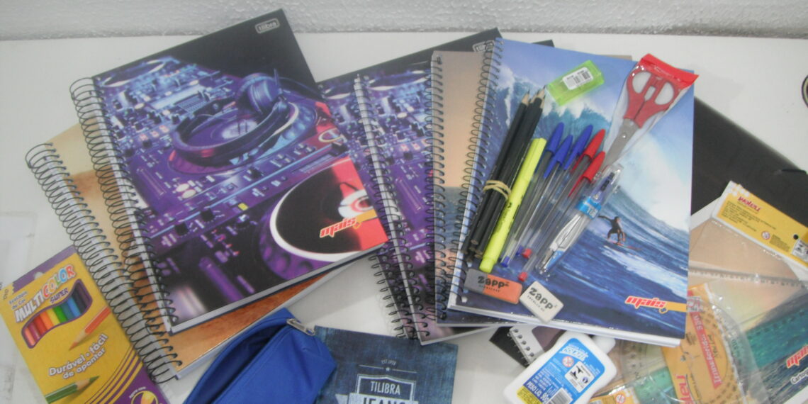 Kit escolar será distribuído nesta sexta em Poços de Caldas