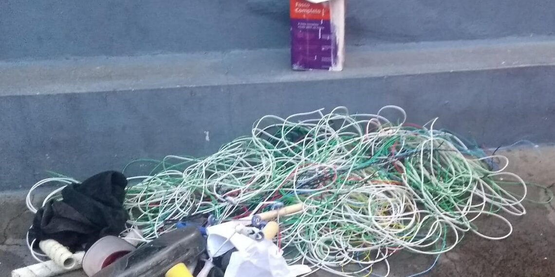 Homem é preso suspeito de furto a prédio em construção