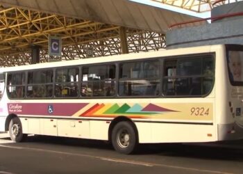 Após sessão pública, licitação do transporte coletivo em Poços segue sem resultado final