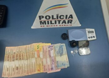 Homem é preso suspeito de tráfico de drogas e direção perigosa