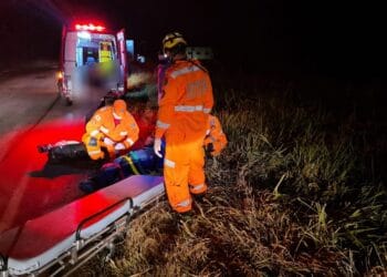 ALFENAS | Corpo de bombeiros resgata ciclista ferido na MGC – 491