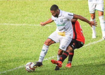 Caldense em busca da vitória contra o Uberlândia nesta quarta para voltar ao G4