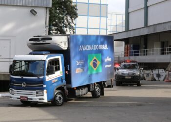 SÃO PAULO | Entrega ao Brasil total do lote de 600 mil vacinas do Butantan