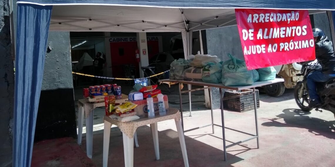 Grupo arrecada alimentos para famílias carentes em Poços de Caldas