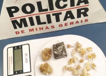 Dupla é presa suspeita de tráfico de drogas em Poços de Caldas