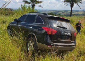 Carros usados em ataque a agência em Mococa são encontrados em Guaranésia (MG)