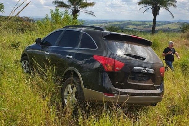 Carros usados em ataque a agência em Mococa são encontrados em Guaranésia (MG)