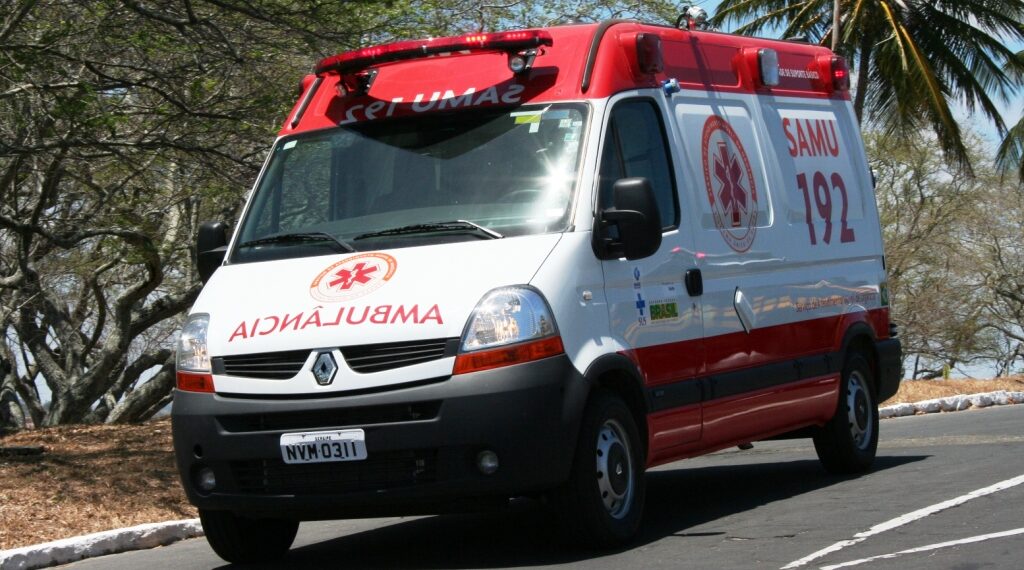 Câmara aprova projeto que prevê isenção de multa para ambulâncias