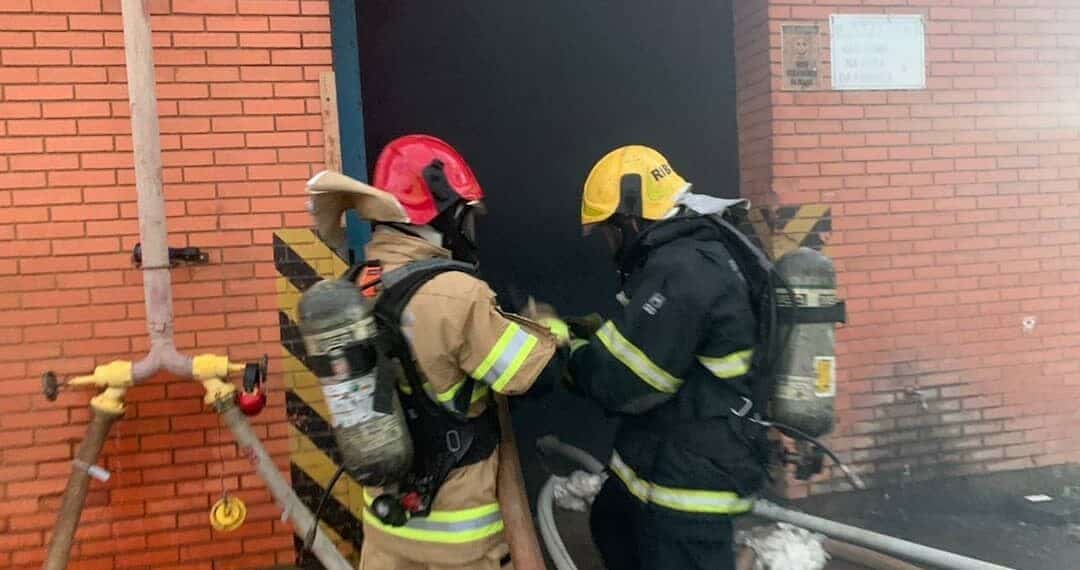 GUAXUPÉ | Incêndio em indústria têxtil