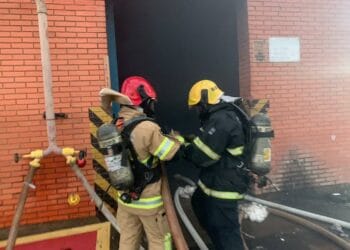 GUAXUPÉ | Incêndio em indústria têxtil