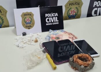 GUAXUPÉ | PCMG apreende drogas com dupla suspeita de tráfico