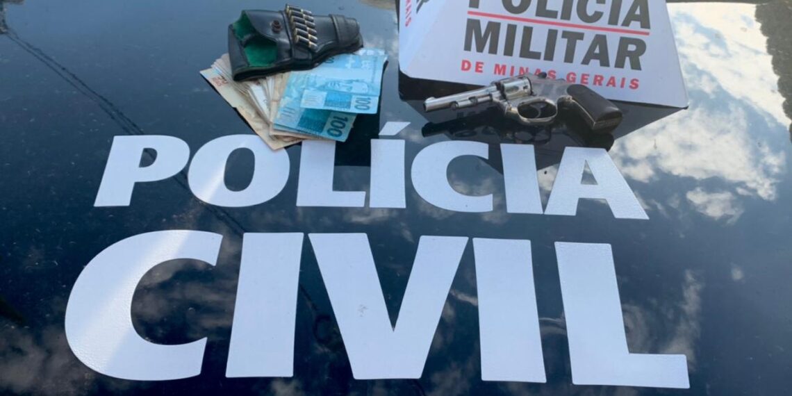 Homem é preso ao tentar negociar arma de fogo em Santa Rita de Caldas