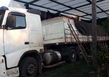 MOGI MIRIM | Polícia Civil apreende carreta com 9 toneladas de maconha