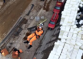 POÇOS DE CALDAS | Corpo de Bombeiros realiza treinamento