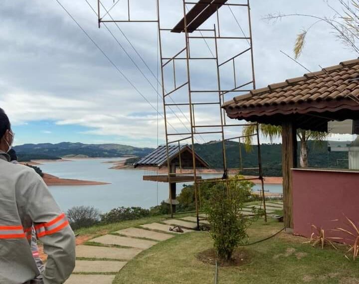 CACONDE | Trabalhador morre e dois ficam feridos após serem eletrocutados em obra