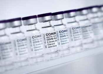 BRASIL |  Anvisa autoriza novas condições de conservação para vacina da Pfizer