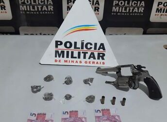 GUAXUPÉ |  Homem é preso com notas falsas, arma e drogas
