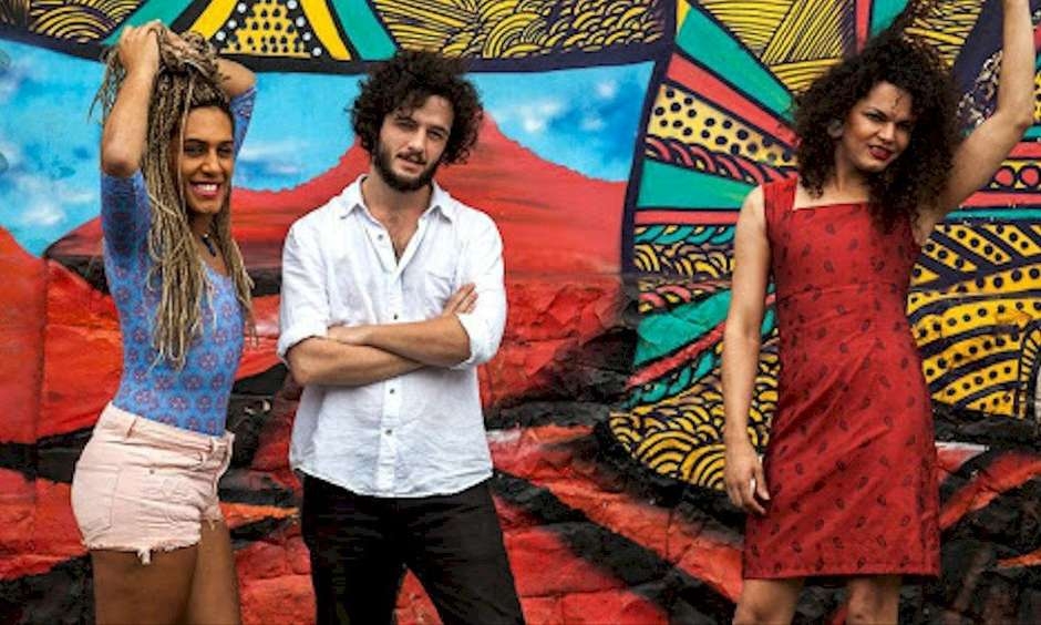 Com integrante de Poços, banda As Baías se unem à Ivete Sangalo na faixa “Mãe”