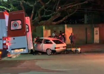 POÇOS DE CALDAS | Motorista é preso após acidente e passageiro é hospitalizado