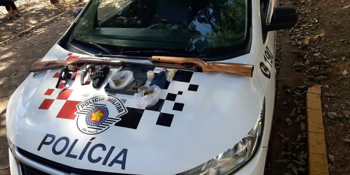 MOCOCA | PM apreende armas e munições