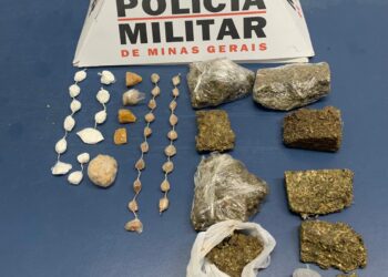 POÇOS DE CALDAS | PM realiza operação no bairro Santa Rita e apreende drogas