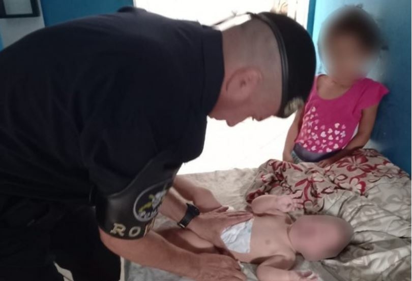 MOGI GUAÇU | Enquanto mãe recebia atendimento por crise psíquica, GCMs cuidam de crianças