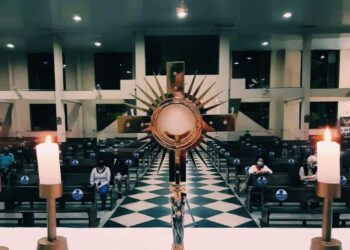 CORPUS CHRISTI | Sem confecção de tapetes nas ruas, Igrejas realizam procissões e arrecadação de alimentos