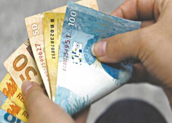 MINAS GERAIS | Famílias em extrema pobreza terão auxílio de R$ 600 do estado