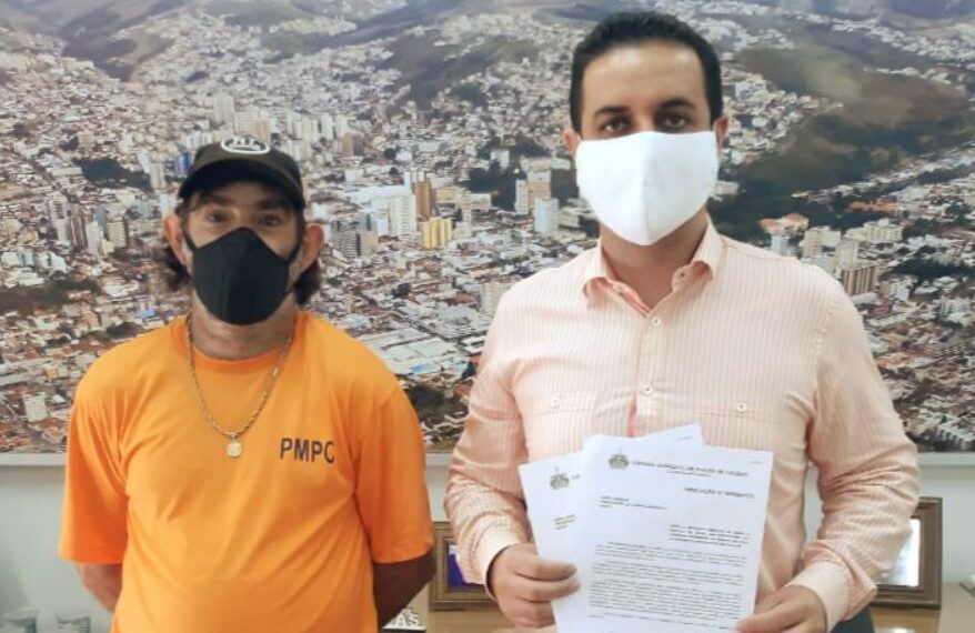 POÇOS DE CALDAS | Presidente da Câmara encaminha Indicação para vacinação de garis