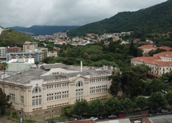 PREVISÃO | Tempestade, ventos intensos e granizo devem atingir Poços e mais 85 municípios