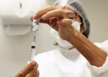 POÇOS DE CALDAS | Lactantes começam a ser vacinadas nesta segunda-feira (21)