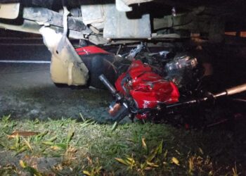 POÇOS DE CALDAS |  Casal morre após ser atingido por caminhão