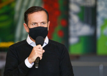 SP | Até outubro, toda população adulta será vacinada, diz Dória