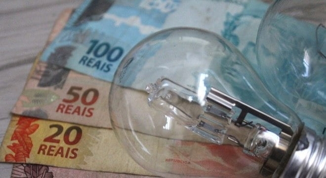 BRASIL | Conta de luz ficará mais cara, afirma Aneel